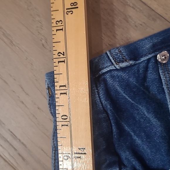 Good American Jeans Women's sz 4/27 Good Leg Crop Mid Rise Indigo Denim Jeans - Picture 11 of 14